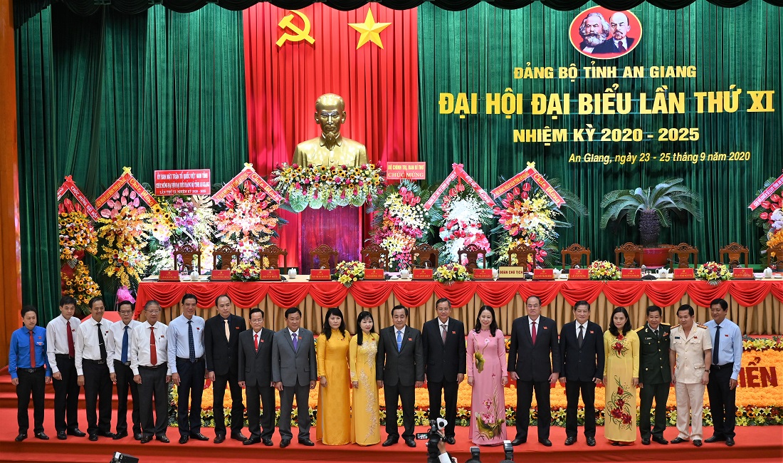 Le nouveau Comité exécutif de l’organisation du Parti d’An Giang pour le mandat 2020-2025 comprend 48 membres dont Vo Thi Anh Xuan a été réélu secrétaire du Comité provincial du Parti pour le mandat 2020-2025.