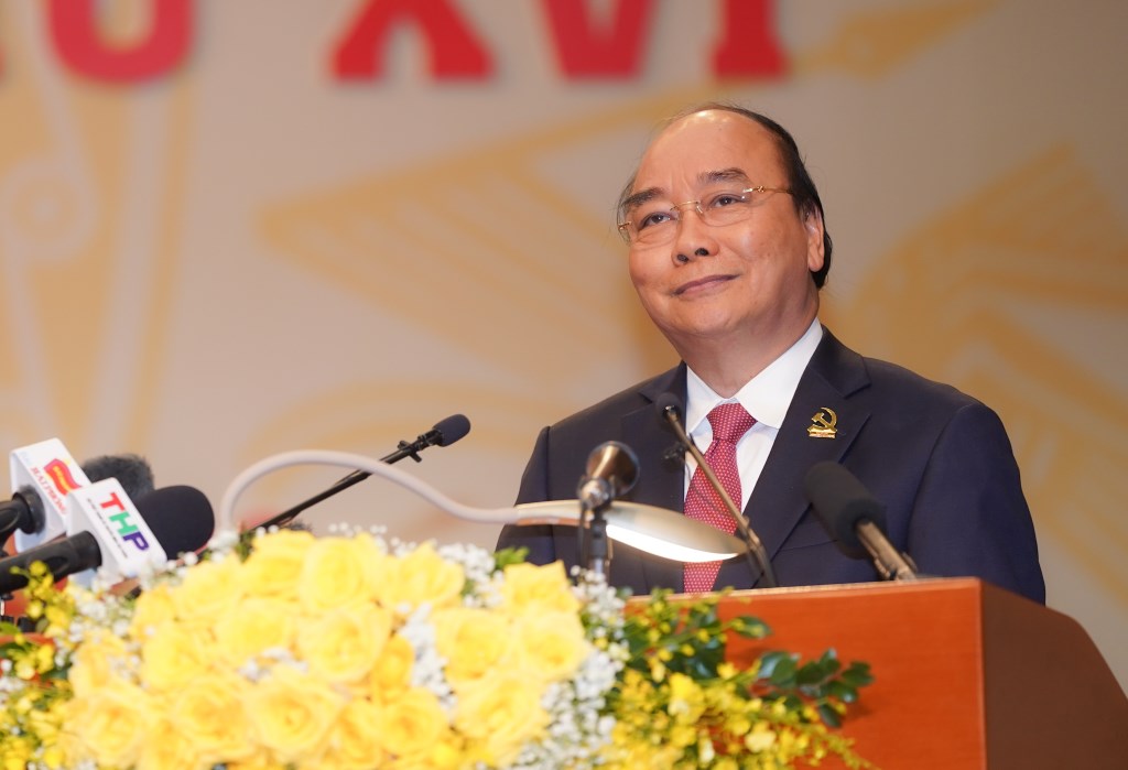 Nguyen Xuan Phuc, membre du Politburo, Premier ministre et président du Conseil central de l'émulation et de la récompense lors du congrès. Photo: VGP