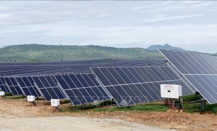 Une nouvelle centrale solaire inaugurée à Ninh Thuan