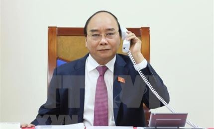 Vietnam-Laos: conversation téléphonique entre Nguyên Xuân Phuc et Thongloun Sisoulith