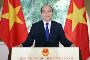 Forum de Paris sur la paix: le Vietnam appelle à placer les gens au cœur des politiques