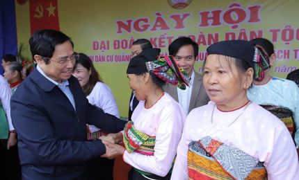 Journée de la grande union: Pham Minh Chinh participe à la fête à Thanh Hoa