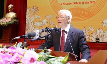 Meeting en l'honneur du 90e anniversaire de la fondation du Front de la Patrie du Vietnam