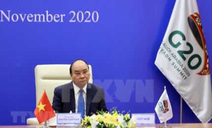 Le Premier ministre Nguyen Xuan Phuc assiste au Sommet virtuel du G20