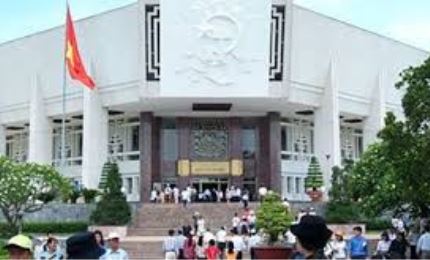 Célébration du 50e anniversaire de la fondation du musée de Ho Chi Minh