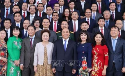 Le PM rencontre les entreprises primées «Meilleures marques vietnamiennes de 2020
