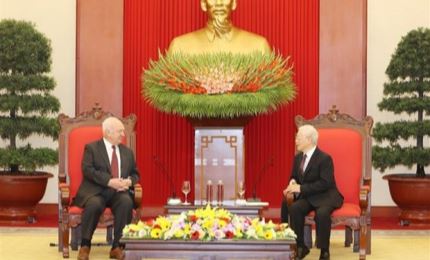 Le SG du Parti et président vietnamien reçoit l’ambassadeur russe