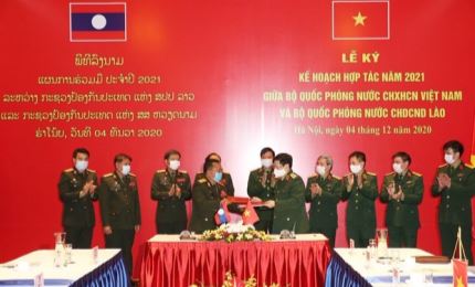 Défense: le Vietnam et le Laos signent un plan de coopération pour 2021
