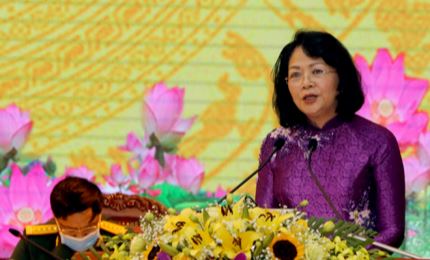 La vice-présidente au Congrès d’émulation patriotique de Yen Bai