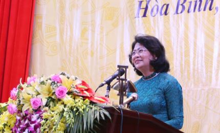 Le 5e Congrès d’émulation patriotique de la province de Hoa Binh
