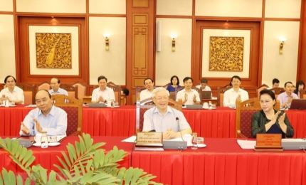 Séances de travail entre le Politburo et des organisations du Parti relevant du Comité central