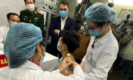 Vaccin contre le COVID "fabriqué au" Vietnam, fierté de la nation