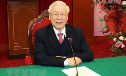 Le dirigeant cambodgien félicite le Vietnam pour le succès du 13e Congrès national du Parti