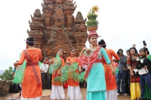 Exploiter les potentiels de la culture folklorique pour booster le développement du tourisme