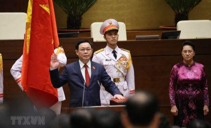 M. Vuong Dinh Hue élu président de l'Assemblée nationale du Vietnam
