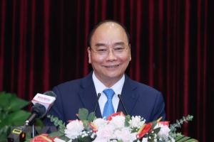 Le président Nguyên Xuân Phuc travaille avec Dà Nang et Quang Nam