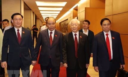 Félicitations aux dirigeants vietnamiens