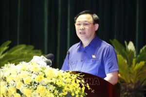 Élections législatives: le président de l’AN rencontre des électeurs de Hai Phong