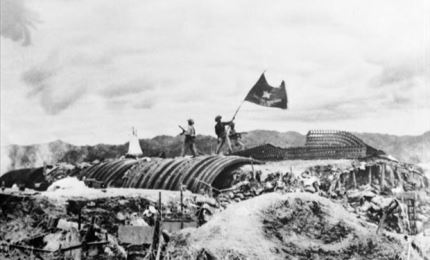 Des experts russes font l’éloge de la victoire historique de Diên Biên Phu