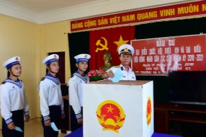 Des experts étrangers soulignent l'importance de la nouvelle AN pour le développement du Vietnam