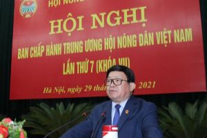 Le comité exécutif de l’Union des paysans vietnamiens se réunit