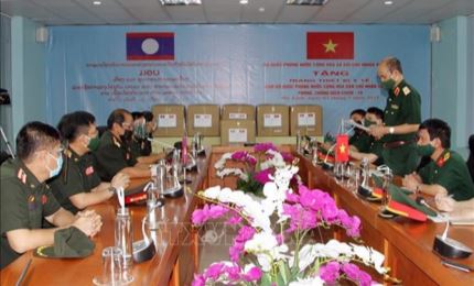COVID-19: Aide du ministère vietnamien de la Défense à son homologue lao